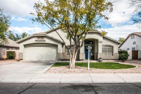 2084 E Willow Wick Rd, Gilbert, AZ 85296 photo 1