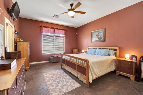 1302 E Branham Ln, Phoenix, AZ 85042 photo 21
