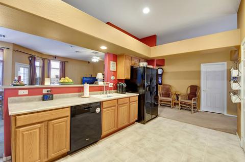 1302 E Branham Ln, Phoenix, AZ 85042 photo 11