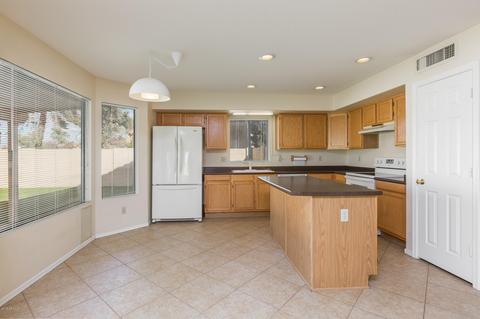 1232 E Tremaine Ave, Gilbert, AZ 85234 photo 6