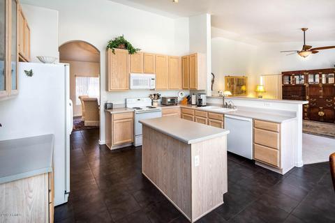 685 W Estrella Dr, Gilbert, AZ 85233 photo 8