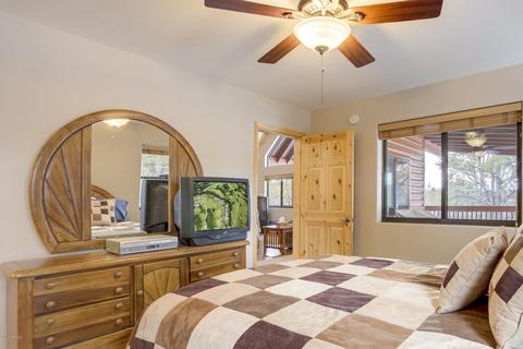 2956 E Lookout Ln, Overgaard, AZ 85933 photo 24