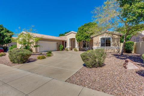 1652 E Knoll Cir, Mesa, AZ 85203 photo 3