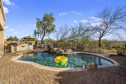 5205 E Hashknife Rd, Phoenix, AZ 85054 photo 2