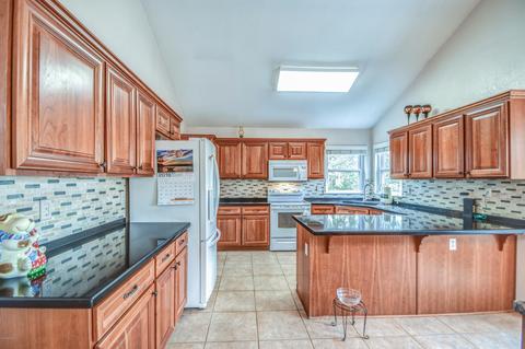 2804 E Blackhawk Dr, Phoenix, AZ 85050 photo 12