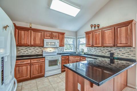 2804 E Blackhawk Dr, Phoenix, AZ 85050 photo 5