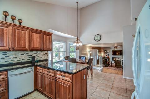 2804 E Blackhawk Dr, Phoenix, AZ 85050 photo 11