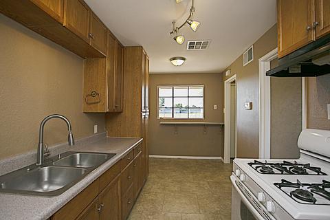 4602 N 30th Dr, Phoenix, AZ 85017 photo 5