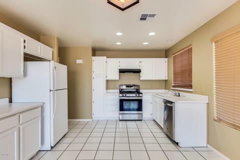 910 W Hudson Way, Gilbert, AZ 85233