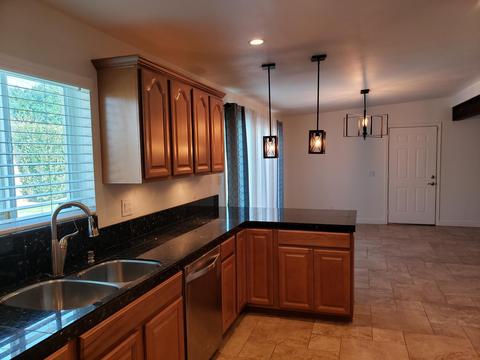 830 El Caminito Dr, Phoenix, AZ 85020 photo 8