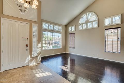 473 E Baylor Ln, Gilbert, AZ 85296 photo 4