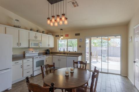 385 W 16th Ave, Apache Junction, AZ 85120 photo 3