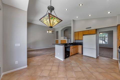 127 E Mesquite Ct, Gilbert, AZ 85296 photo 11