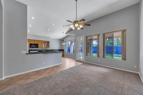 127 E Mesquite Ct, Gilbert, AZ 85296 photo 7