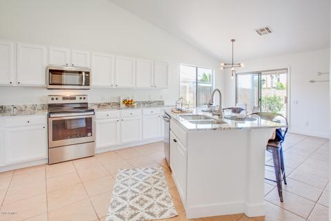 1006 W Rosal Ave, Apache Junction, AZ 85120 photo 4