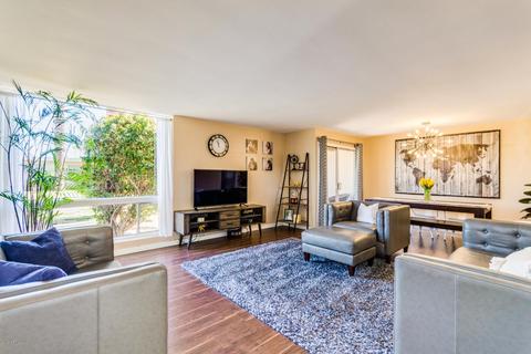 3270 E Camelback Rd #111, Phoenix, AZ 85018 photo 2