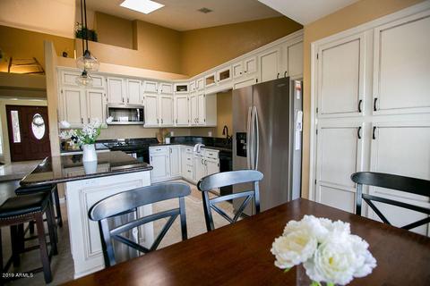 2702 E Vaughn Ave, Gilbert, AZ 85234 photo 10