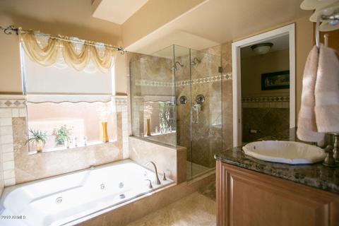 2702 E Vaughn Ave, Gilbert, AZ 85234 photo 26