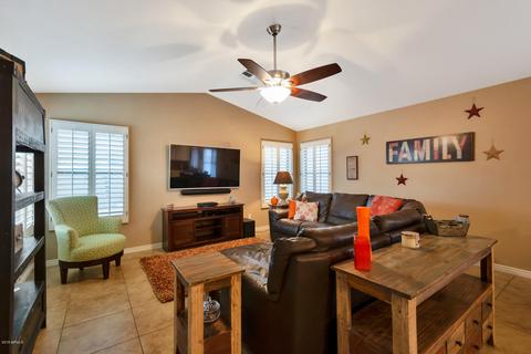 1122 E Constitution Dr, Gilbert, AZ 85296 photo 9
