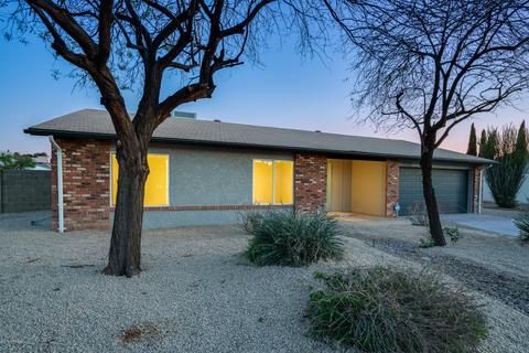 4331 E Acoma Dr, Phoenix, AZ 85032 photo 3