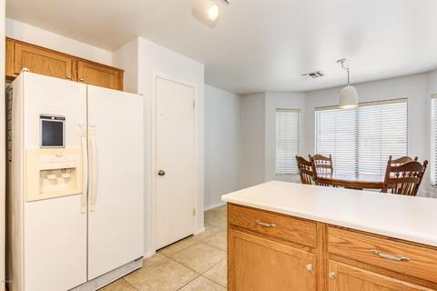 3315 E Hononegh Dr, Phoenix, AZ 85050 photo 10