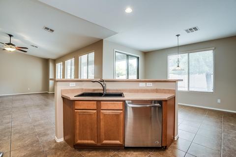 3282 E Blue Ridge Way, Gilbert, AZ 85298 photo 6