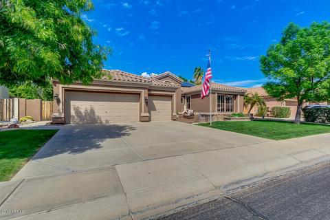 2932 E Millbrae Ln, Gilbert, AZ 85234 photo 3