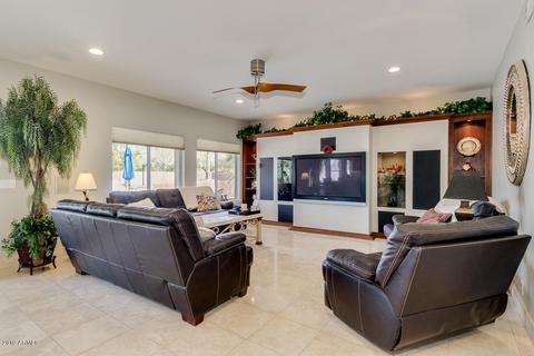 313 S Equestrian Ct, Gilbert, AZ 85296 photo 14