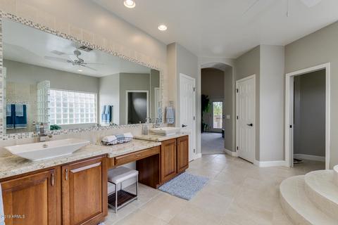 313 S Equestrian Ct, Gilbert, AZ 85296 photo 33