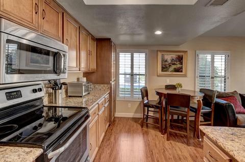 813 E Lola Dr, Phoenix, AZ 85022 photo 10