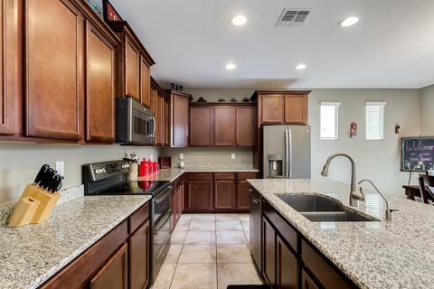 857 S Osborn Ln, Gilbert, AZ 85296 photo 17