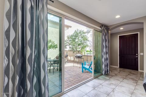 857 S Osborn Ln, Gilbert, AZ 85296 photo 12
