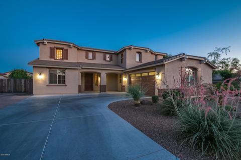 2509 E Carob Dr, Gilbert, AZ 85298 photo 1