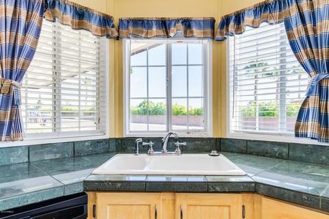 9438 E Sunland Ave, Mesa, AZ 85208 photo 12
