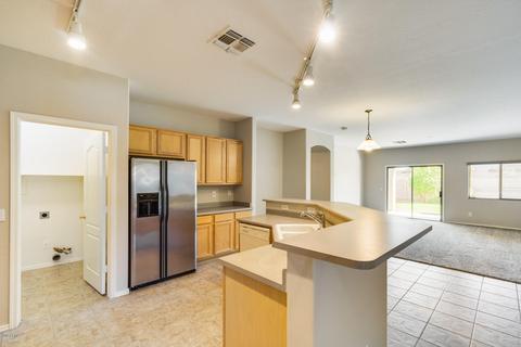 4571 E Tremaine Ct, Gilbert, AZ 85234 photo 12