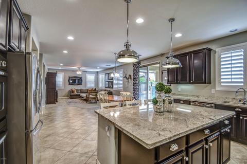3932 E Amber Ln, Gilbert, AZ 85296 photo 27