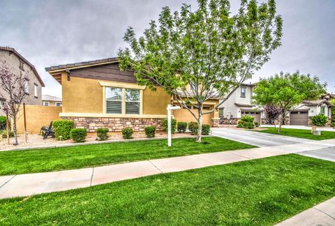 3932 E Amber Ln, Gilbert, AZ 85296 photo 8