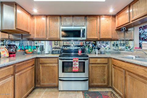 2705 E Cactus Rd, Phoenix, AZ 85032 photo 18