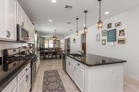 9860 E Theia Dr, Mesa, AZ 85212 photo 6