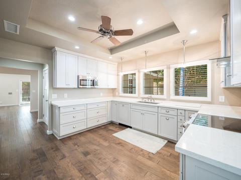 812 W Earll Dr, Phoenix, AZ 85013 photo 6