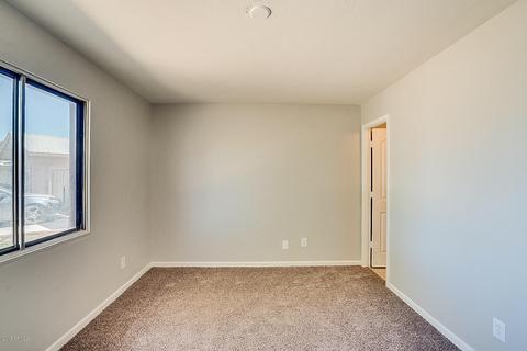 4649 E Wayland Rd, Phoenix, AZ 85040 photo 4