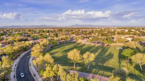 480 E Canyon Creek Ct, Gilbert, AZ 85295 photo 4
