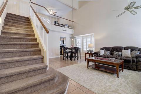 3526 E Windmere Dr E, Phoenix, AZ 85048 photo 2