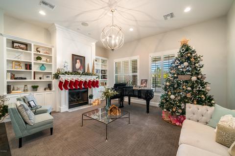 69 S Sawyer Ln, Gilbert, AZ 85296 photo 23