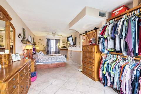 4641 N 79th Dr, Phoenix, AZ 85033 photo 19