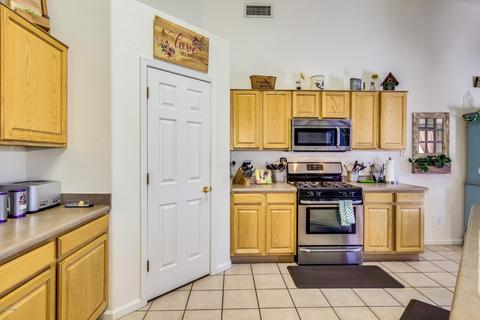 4751 E South Fork Dr, Phoenix, AZ 85044 photo 12