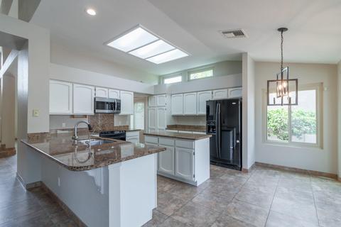 3626 E Windsong Dr, Phoenix, AZ 85048 photo 2