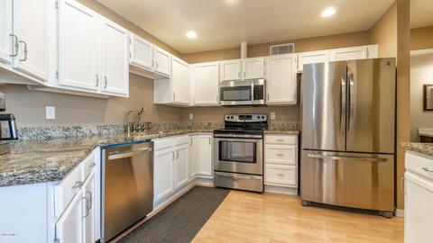 3051 E Taro Ln, Phoenix, AZ 85050 photo 5