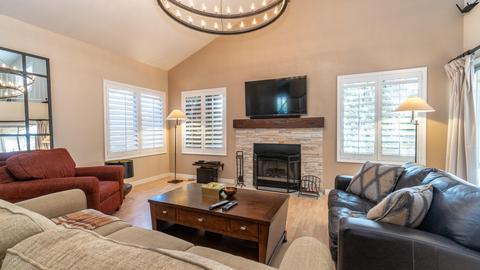 3051 E Taro Ln, Phoenix, AZ 85050 photo 12
