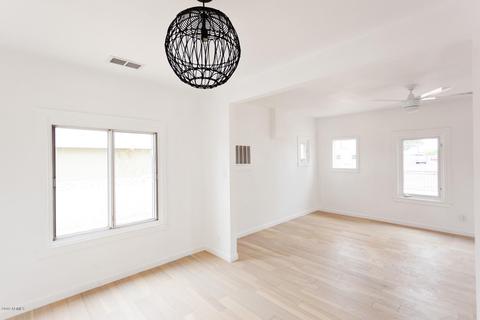 733 S 3rd St, Phoenix, AZ 85004 photo 8